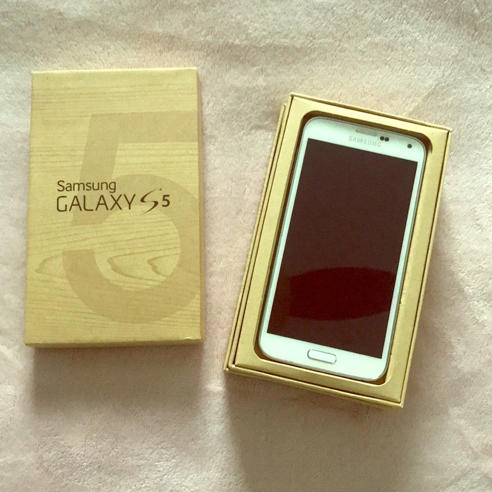 Samsung Galaxy S5 📱 NEGOTIABLE